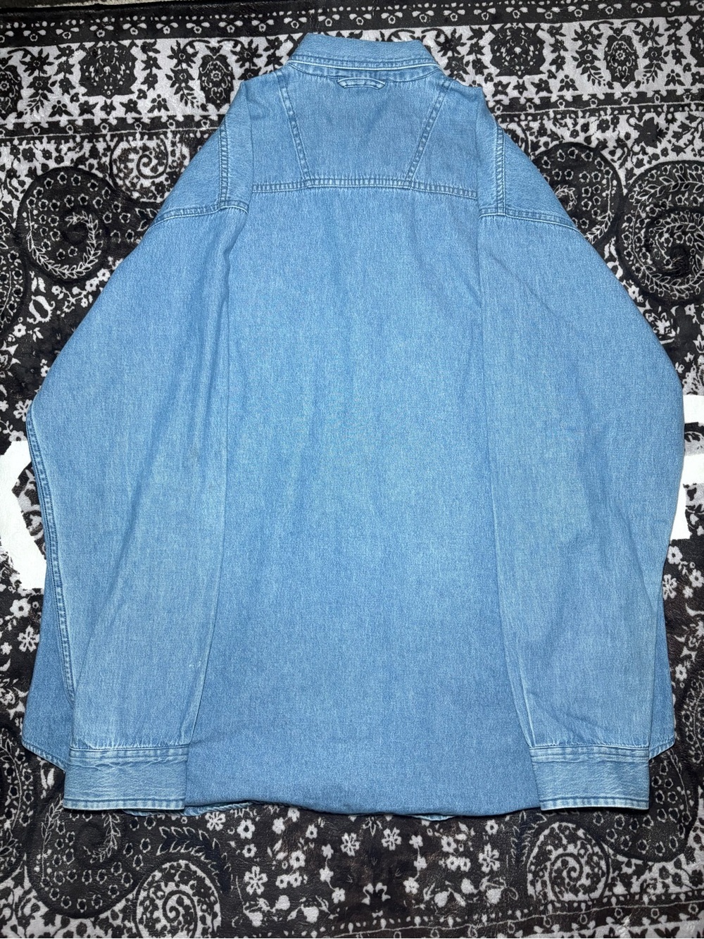 Vintage UltraClub Denim Button Up Shirt Light Wash Size XL - Picture 2 of 4